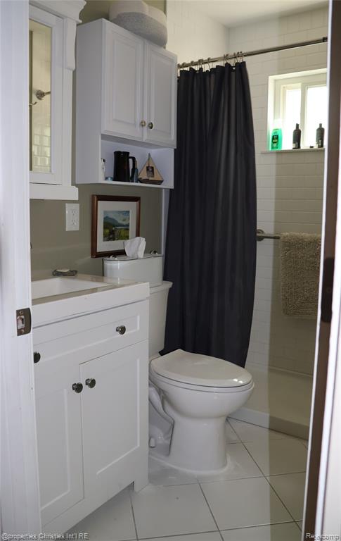 4810 Briarwood Avenue Property Photo 4