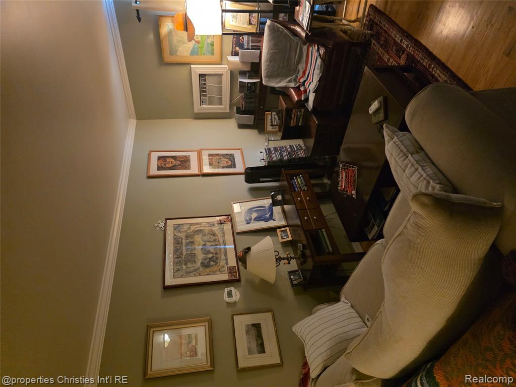 4810 Briarwood Avenue Property Photo 10
