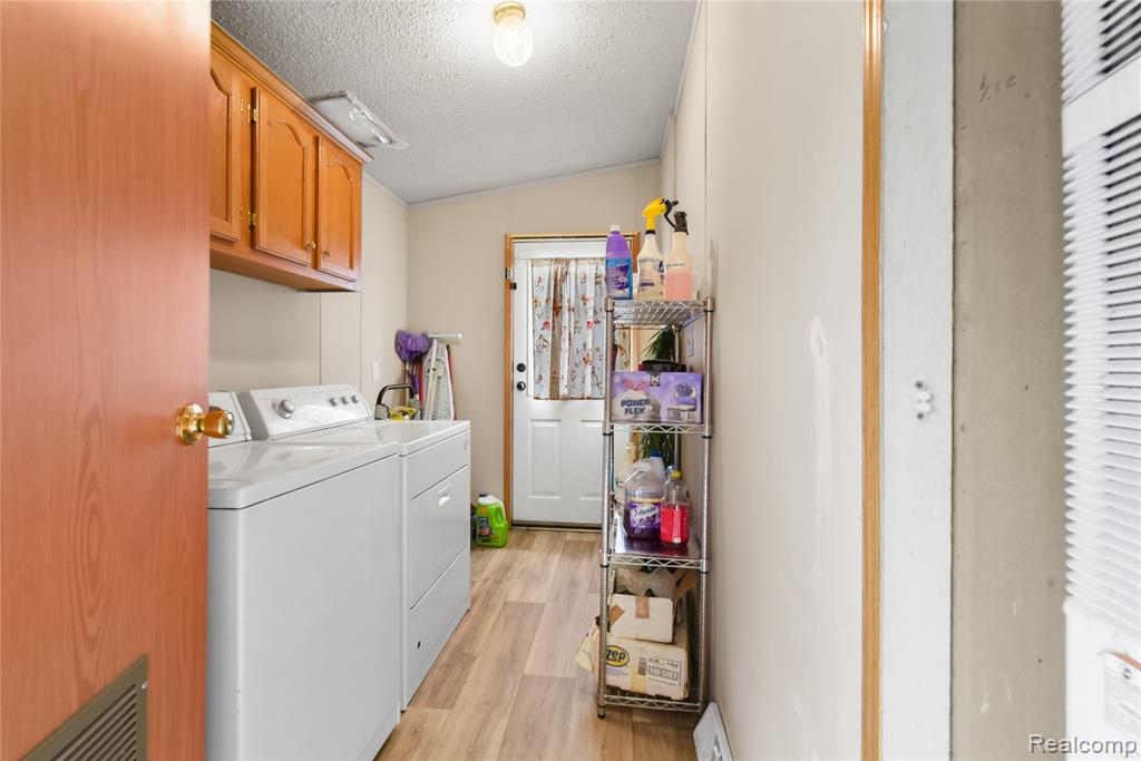 13451 Mapleview Street Property Photo 24