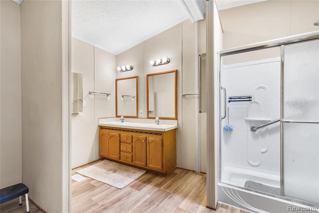13451 Mapleview Street Property Photo 27