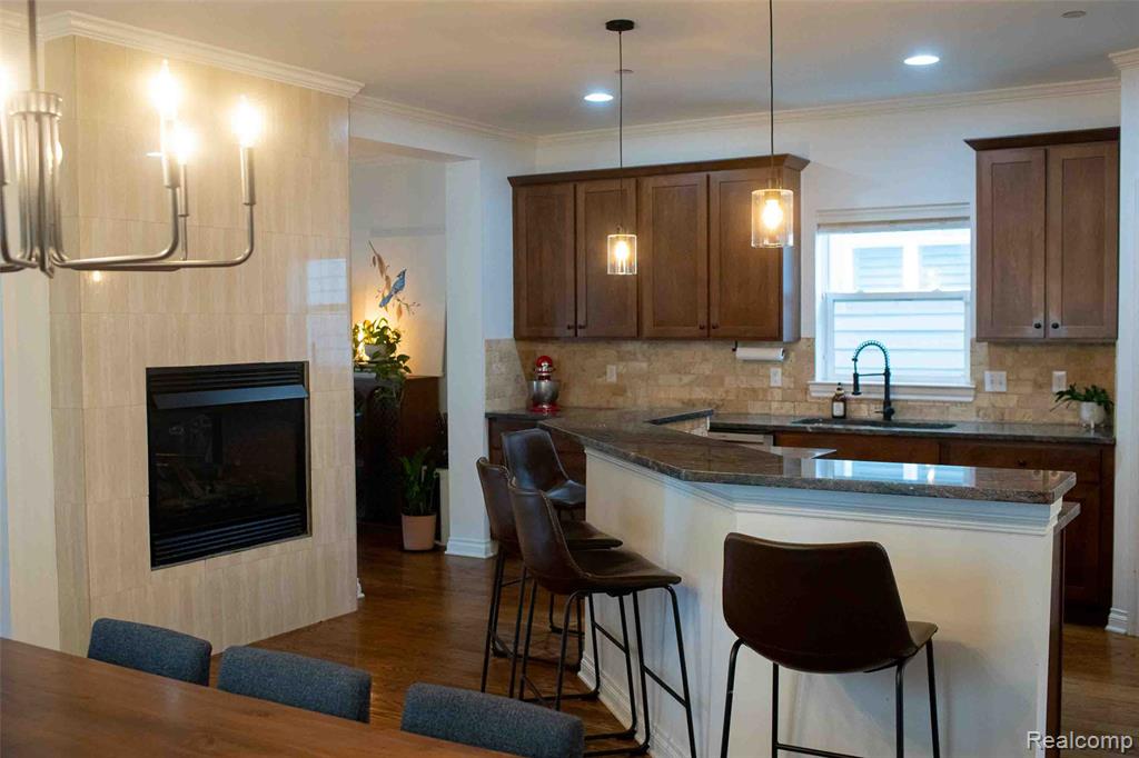 3913 Andover Avenue Property Photo 7