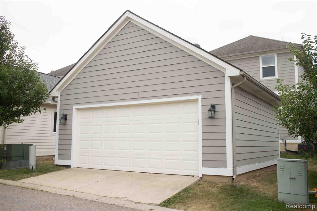 3913 Andover Avenue Property Photo 23