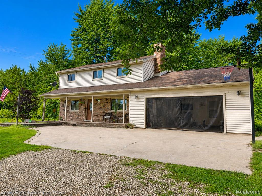 2616 Palms Road Property Photo 2