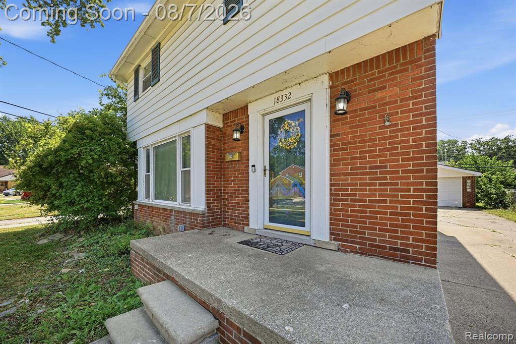 18332 Spring Court Property Photo 4