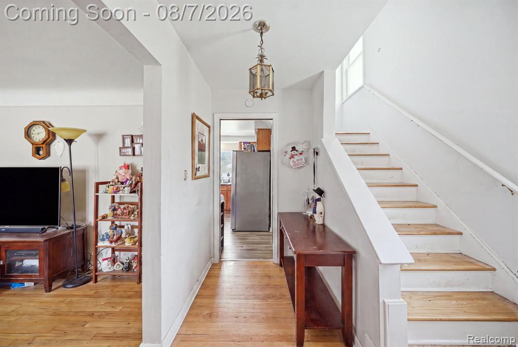 18332 Spring Court Property Photo 8