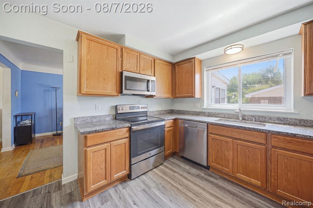 18332 Spring Court Property Photo 9
