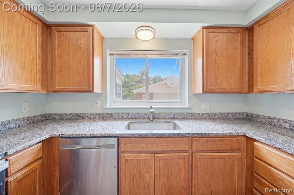18332 Spring Court Property Photo 11