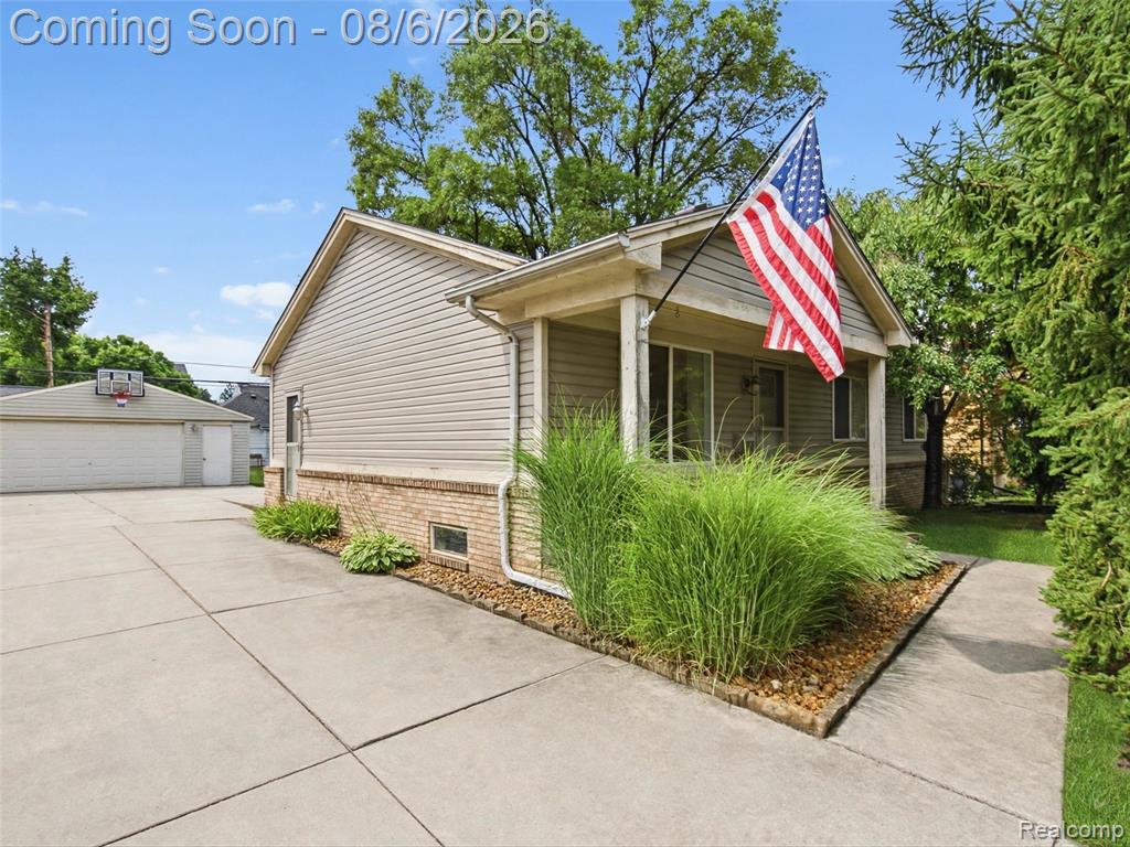 18240 Harman Street Property Photo 1