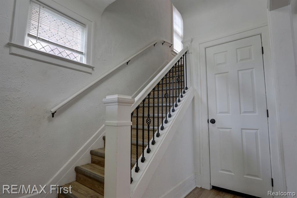 7455 Churchill Street Property Photo 14