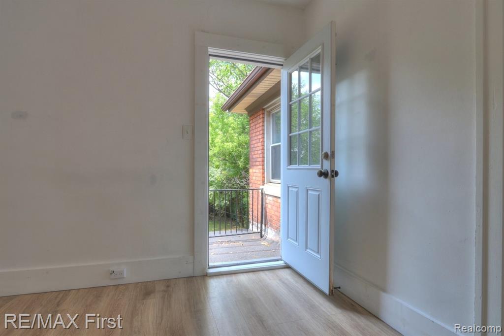 7455 Churchill Street Property Photo 15