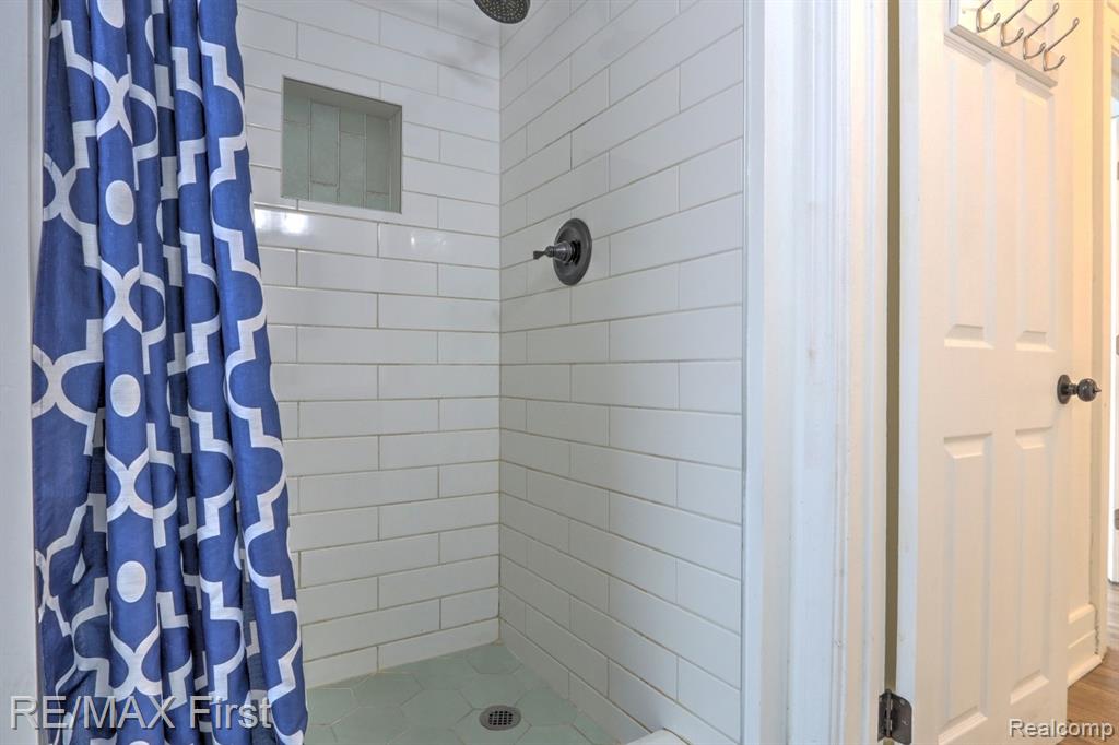 7455 Churchill Street Property Photo 20