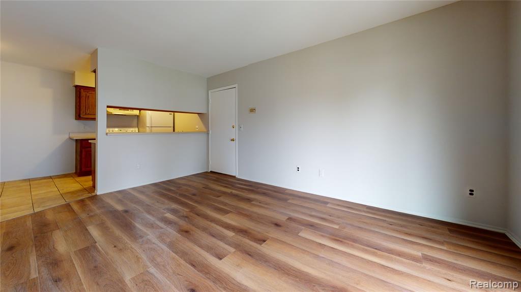 29125 Hayes Road Property Photo 5