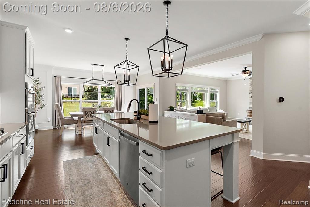 8848 Fielding Drive Property Photo 11