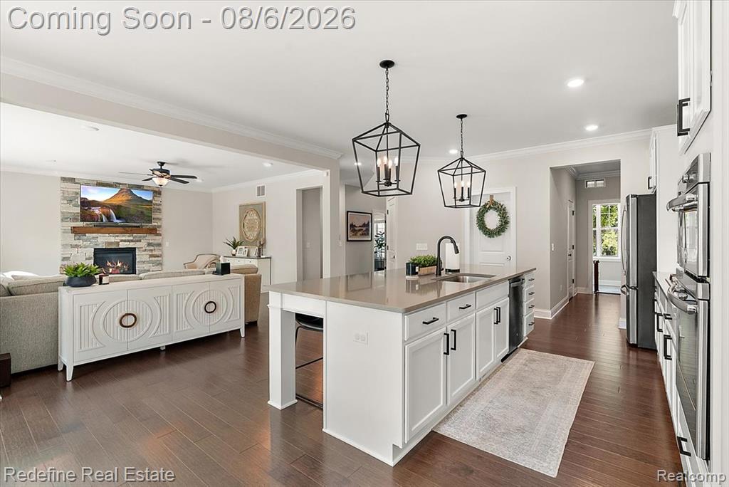 8848 Fielding Drive Property Photo 13