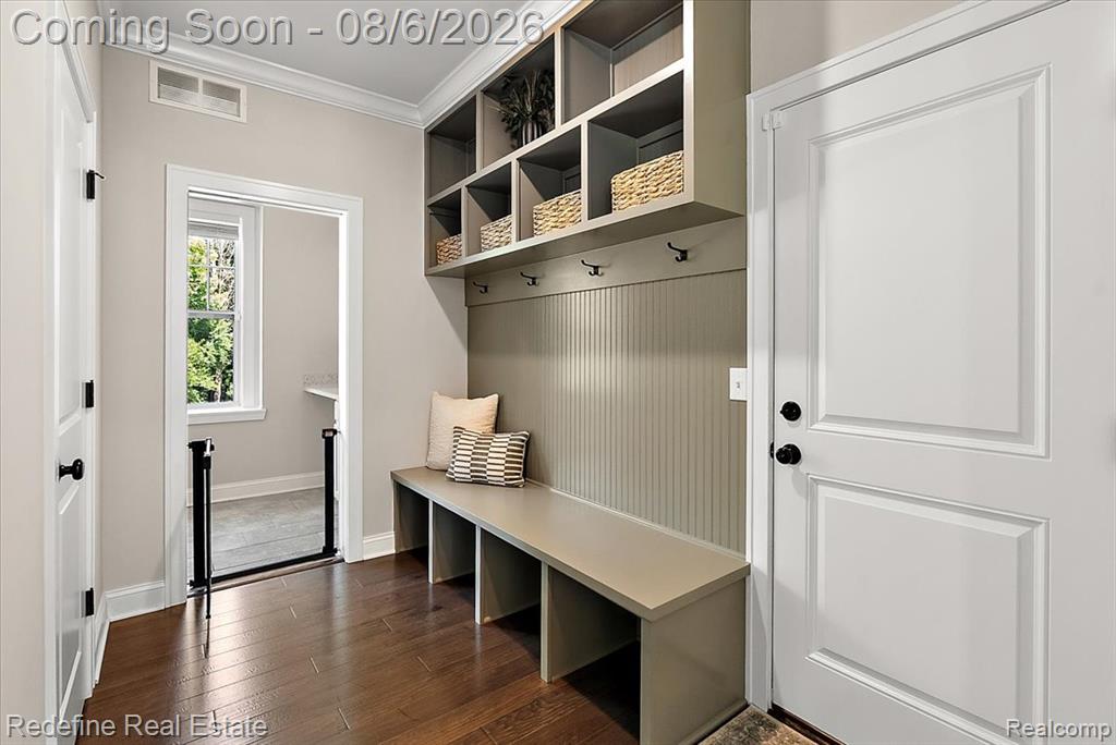 8848 Fielding Drive Property Photo 18