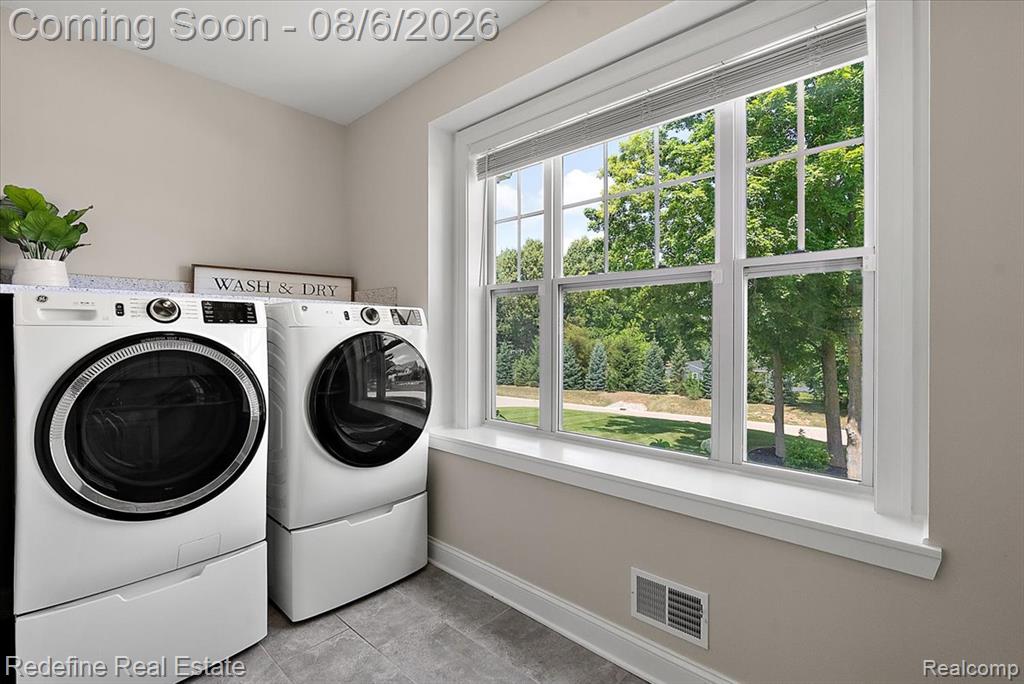 8848 Fielding Drive Property Photo 19