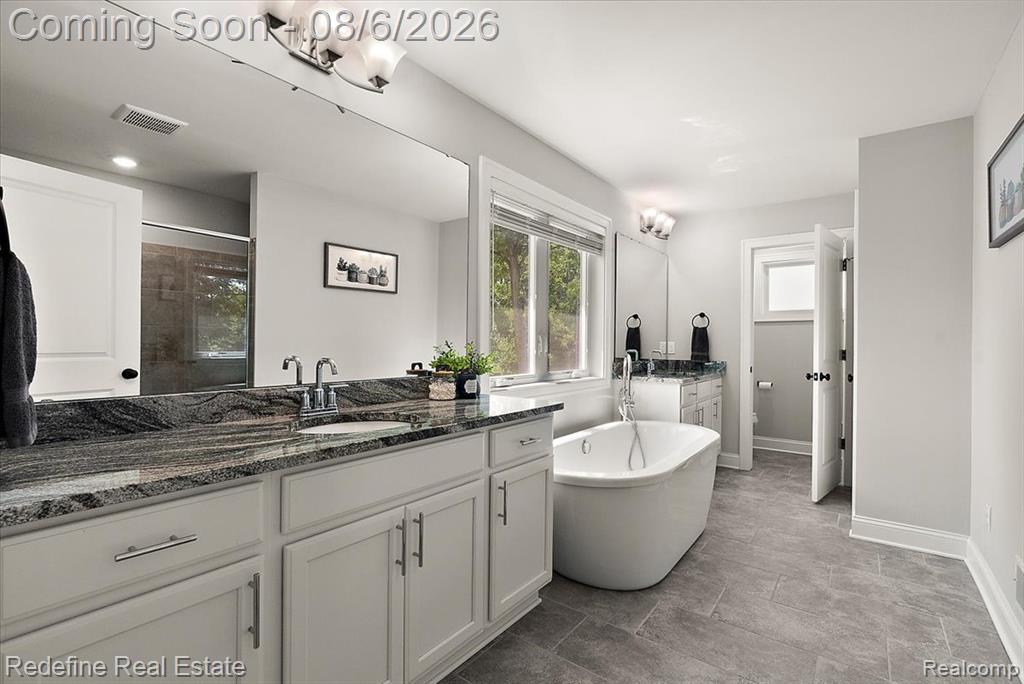 8848 Fielding Drive Property Photo 23