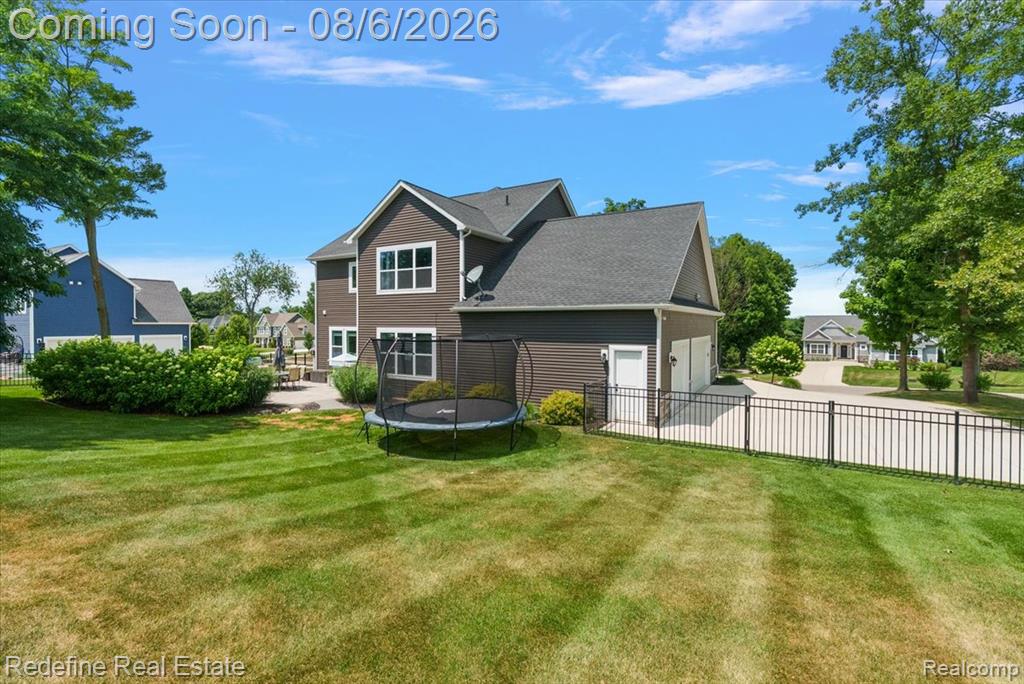 8848 Fielding Drive Property Photo 40