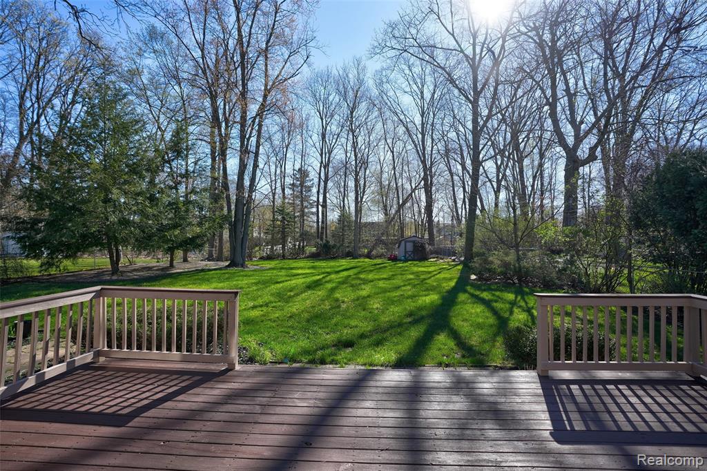 6273 Cold Spring Trail Property Photo 5