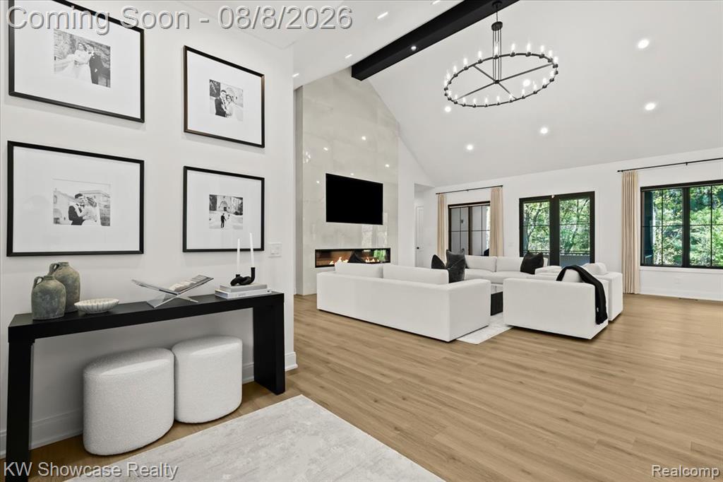 910 Hill Hollow Lane Property Photo 8