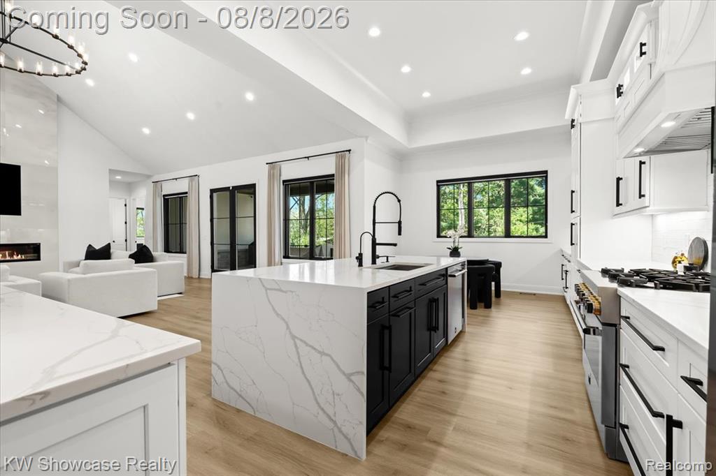 910 Hill Hollow Lane Property Photo 15