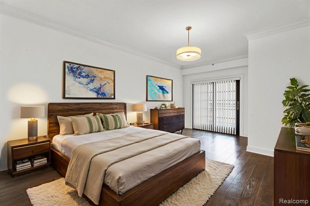 441 S Eton Property Photo 4