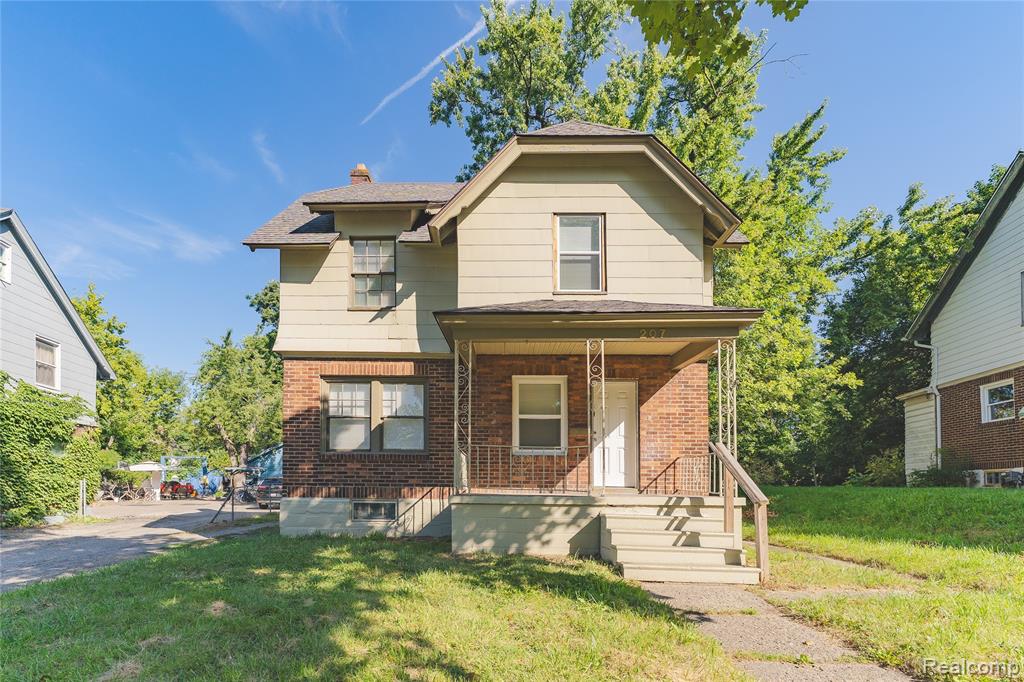 207 Oliver Street Property Photo 1