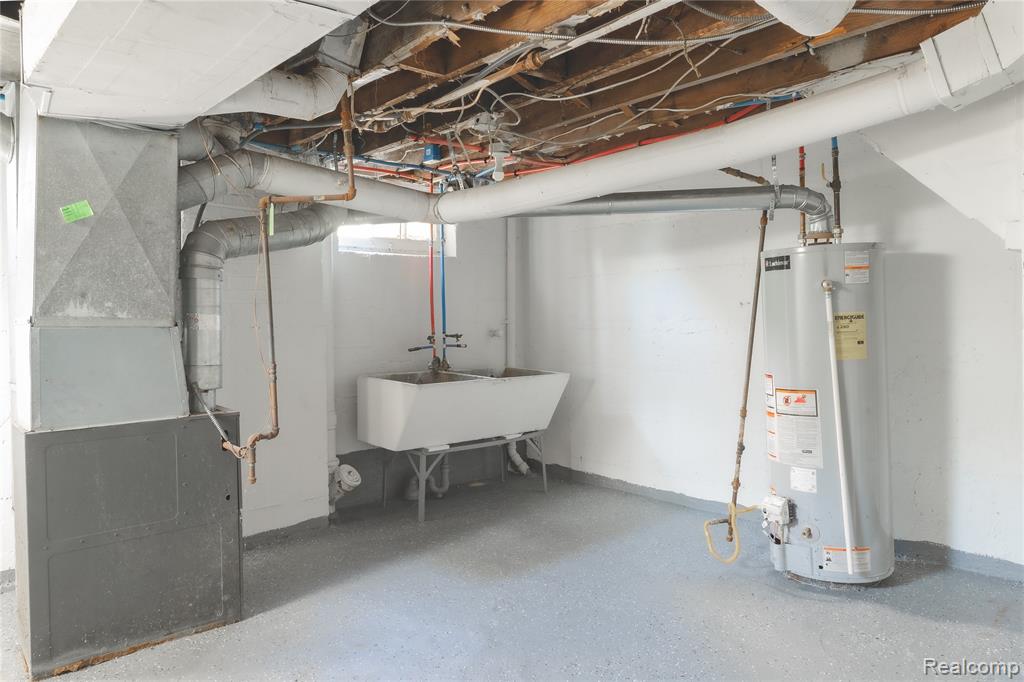 207 Oliver Street Property Photo 16