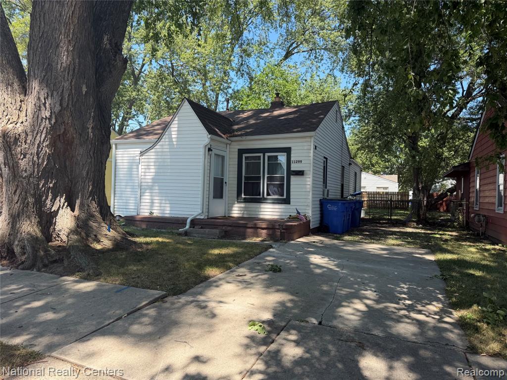 11299 Chalmers Avenue Property Photo 1