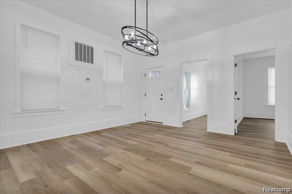 2012 Hubbard Street Property Photo 4