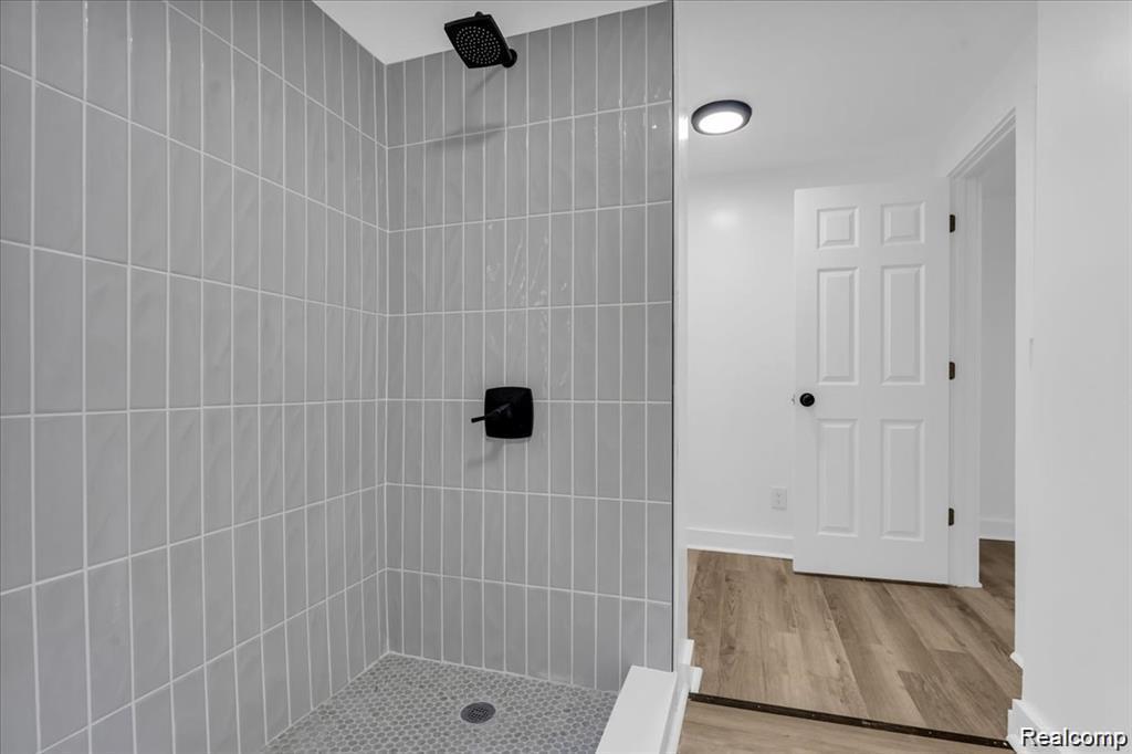 2012 Hubbard Street Property Photo 16
