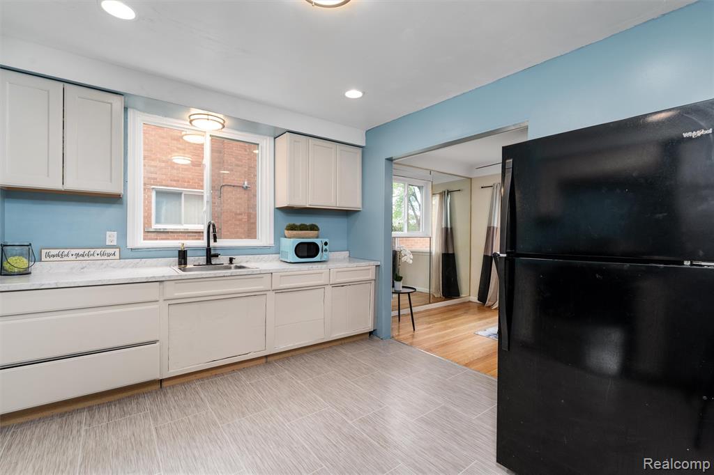 12051 Bramell Property Photo 10