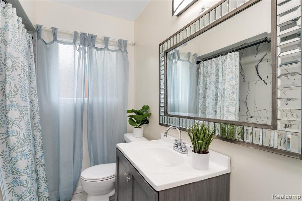 12051 Bramell Property Photo 13