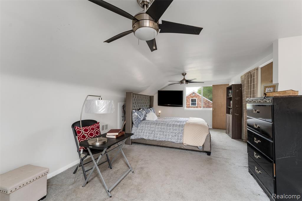 12051 Bramell Property Photo 18