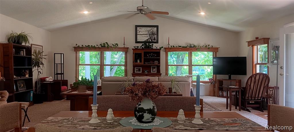 58670 River Heights Drive Property Photo 16