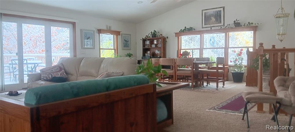 58670 River Heights Drive Property Photo 20