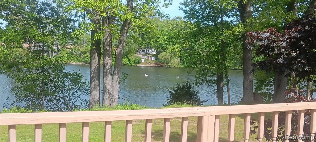 58670 River Heights Drive Property Photo 26