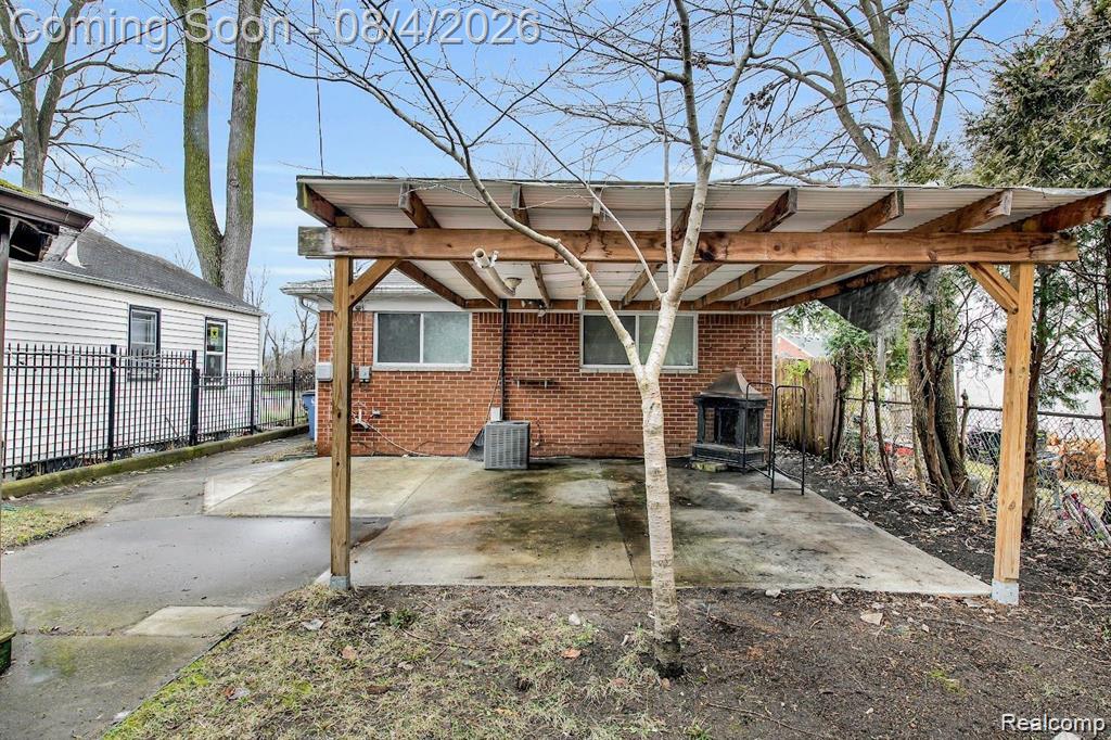 7518 Hazelton Street Property Photo 2