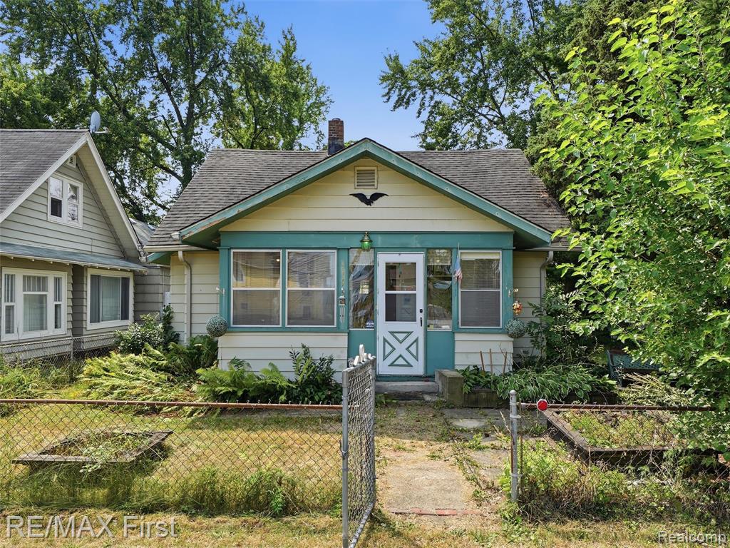 3039 Kenrick Street Property Photo 1
