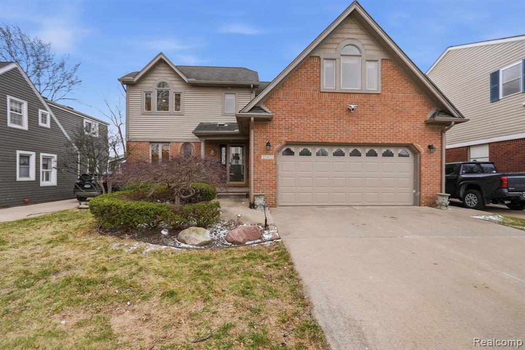 22432 Pointe Drive
