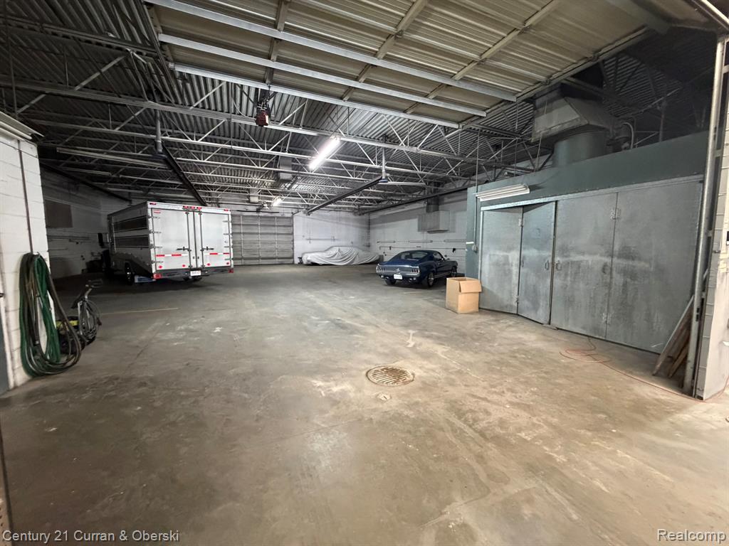 34131 Michigan Avenue Property Photo 2