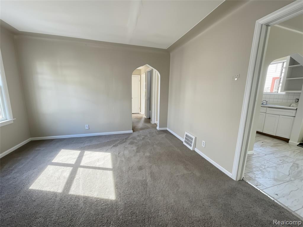 20274 Hickory Street Property Photo 3