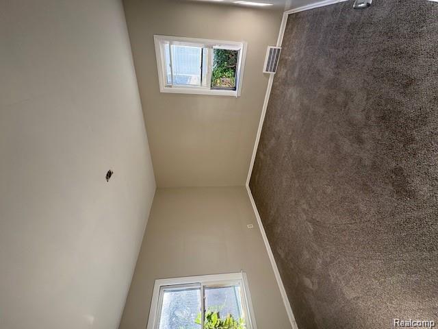 20274 Hickory Street Property Photo 9