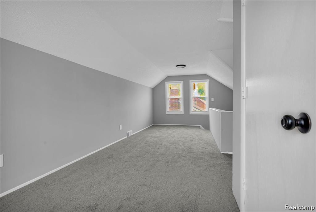 16111 Gilchrist Street Property Photo 25