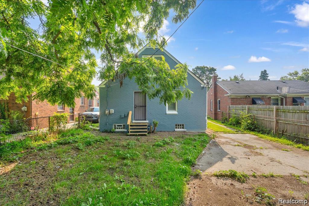 16111 Gilchrist Street Property Photo 35