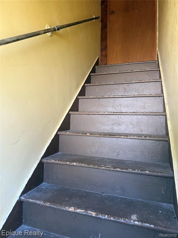 402 Black Street Property Photo 27