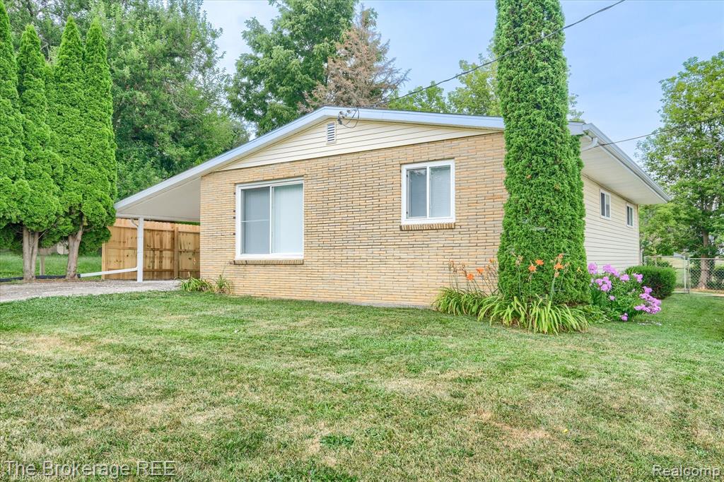 761 Louisa Street Property Photo 1