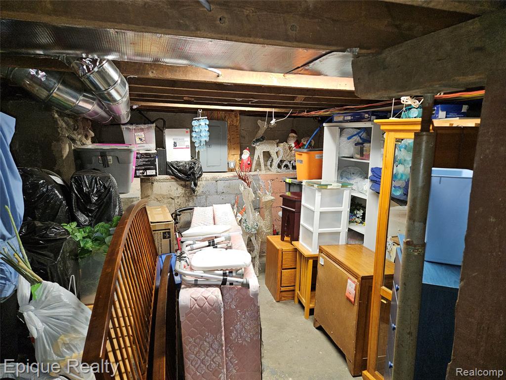 616 Crawford Street Property Photo 27