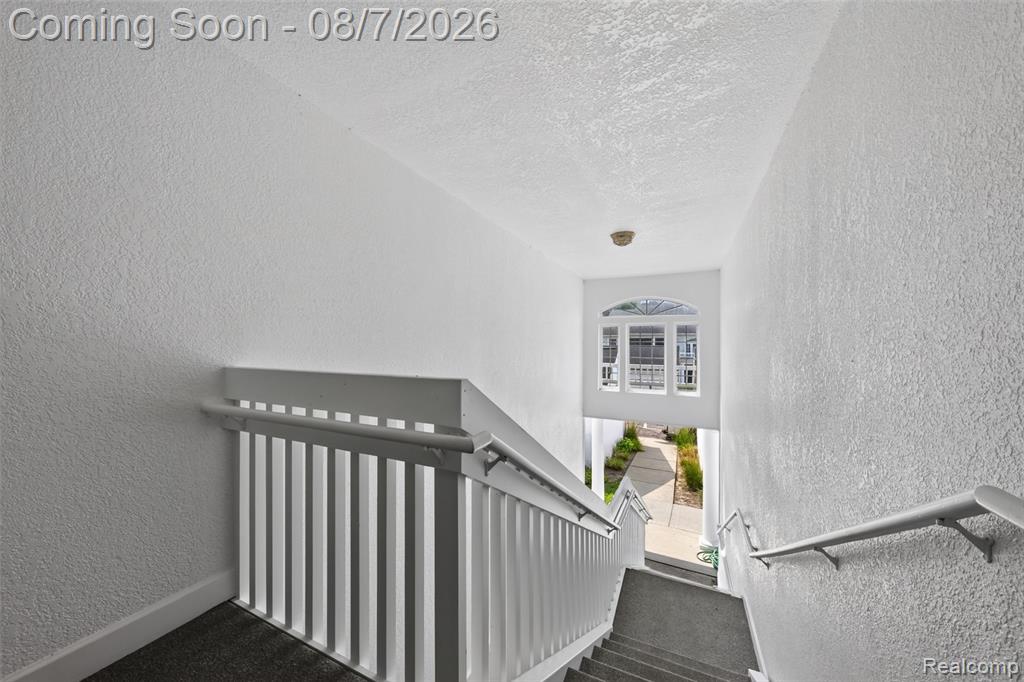 2247 S Main Street Property Photo 3