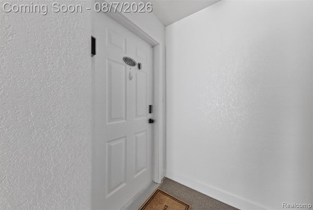 2247 S Main Street Property Photo 4